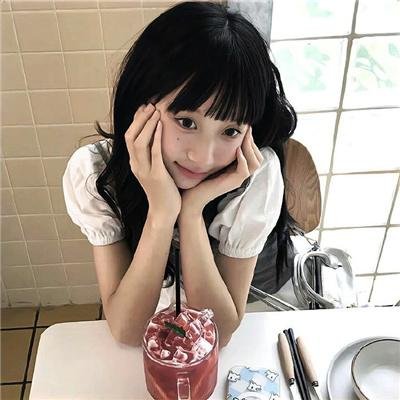 查理的过去封面